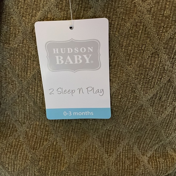 Hudson Baby 2 Sleep and Play Christmas Sleepers - Picture 3 of 5